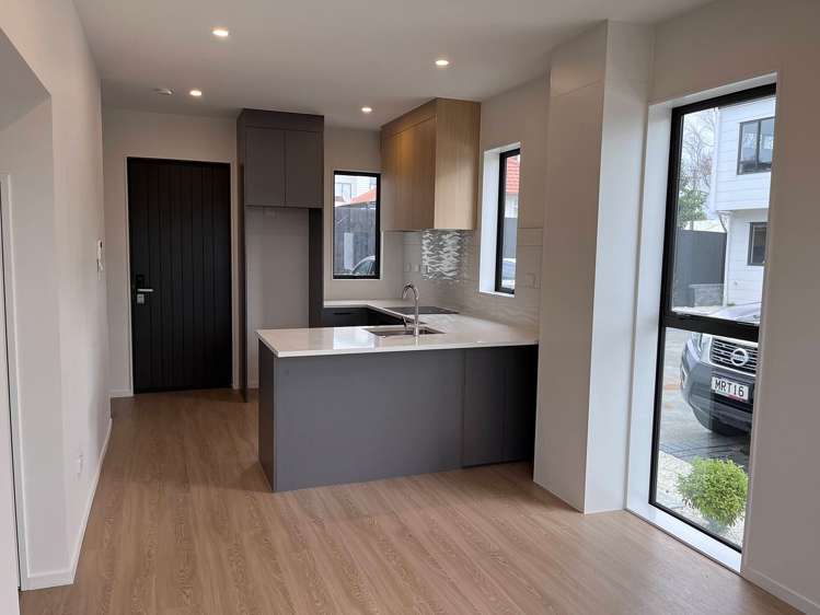 41 Coates Crescent Panmure_6