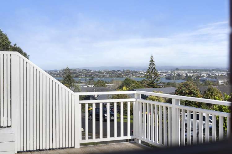 3 Te Anau Place Pakuranga Heights_2