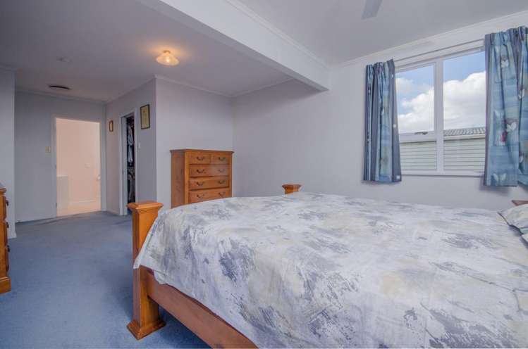 24 Totara Road Te Atatu Peninsula_13