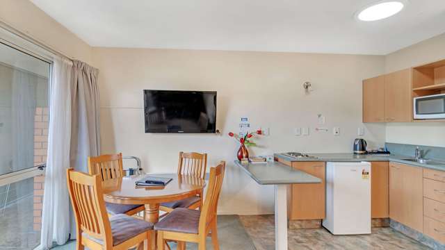 402 Main North Road Redwood_2