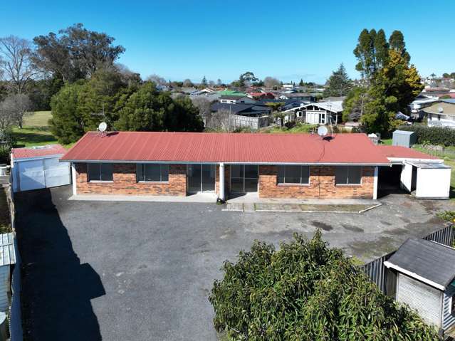 5 & 5a Michael Avenue Dinsdale_1