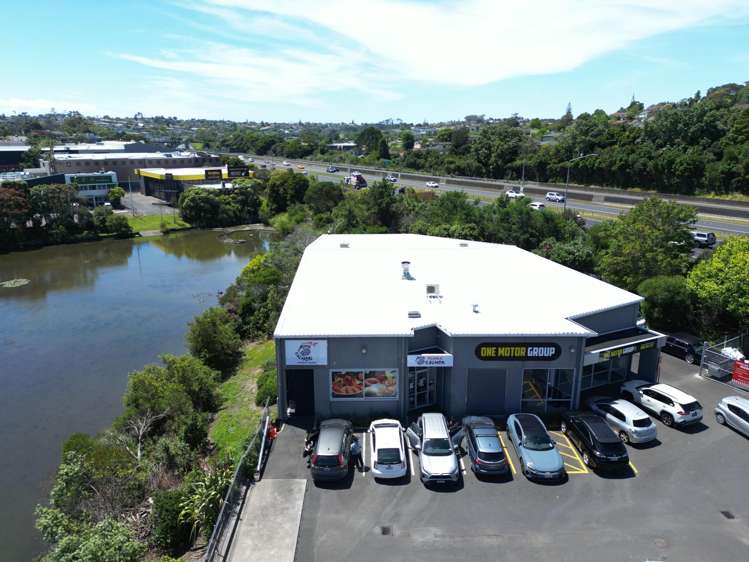 5/9-11 Link Drive Wairau Valley_11