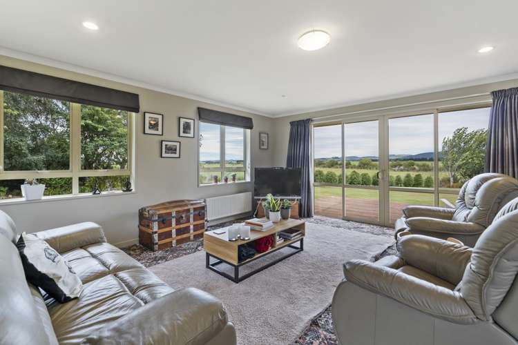 331 Makarewa Browns Road Winton Surrounds_4