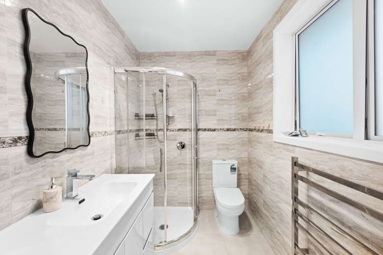 120 Clayton Avenue Otara_7