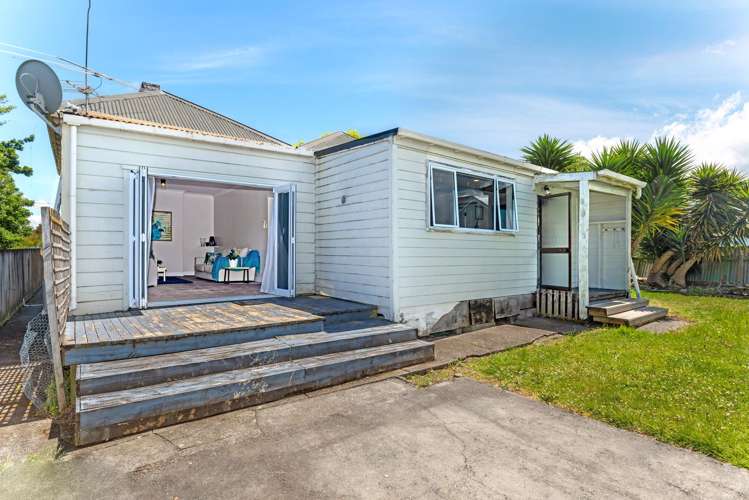 94 Lytton Road Te Hapara_16