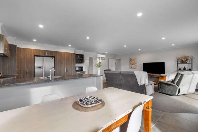 28 Catalina Crescent Burleigh_15