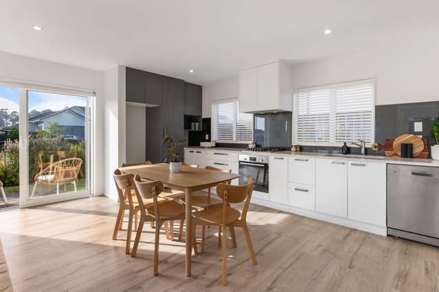 9/2 Tarras Road Kumeu_2