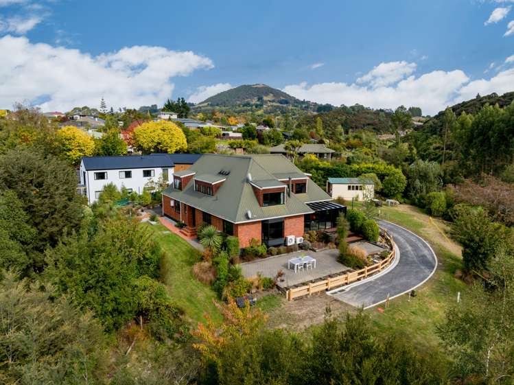 16 Freyberg Road Fairfield_44