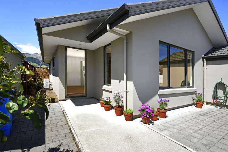 7 Ivy Crescent Richmond_16