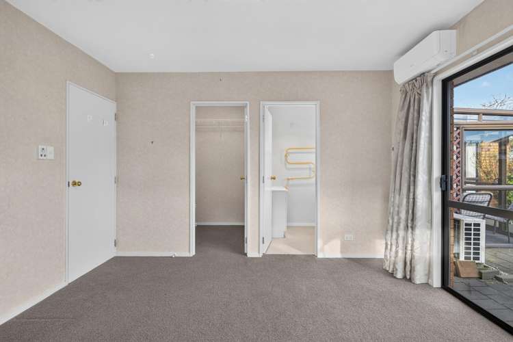 8 Ronald George Place Parklands_9