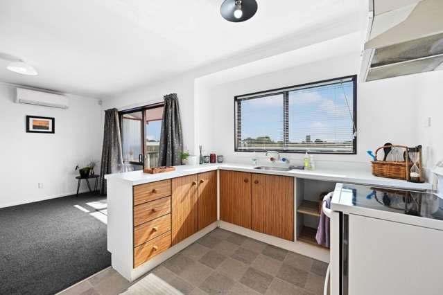 15A Reeves Close 1062_3