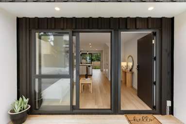 72E Weatherly Road_1