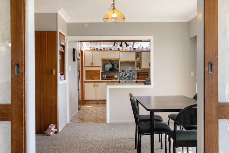 60 Western Road Bellevue_19