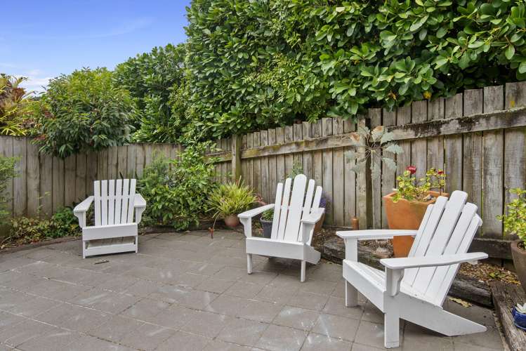 90 Tiroroa Avenue Te Atatu South_15