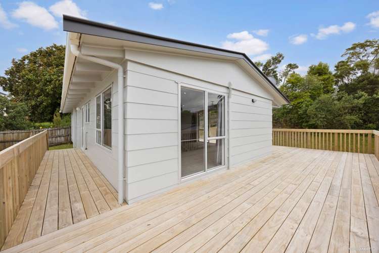 23 Vipond Road Stanmore Bay_12