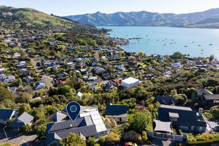 14 Settlers Hill Akaroa_26