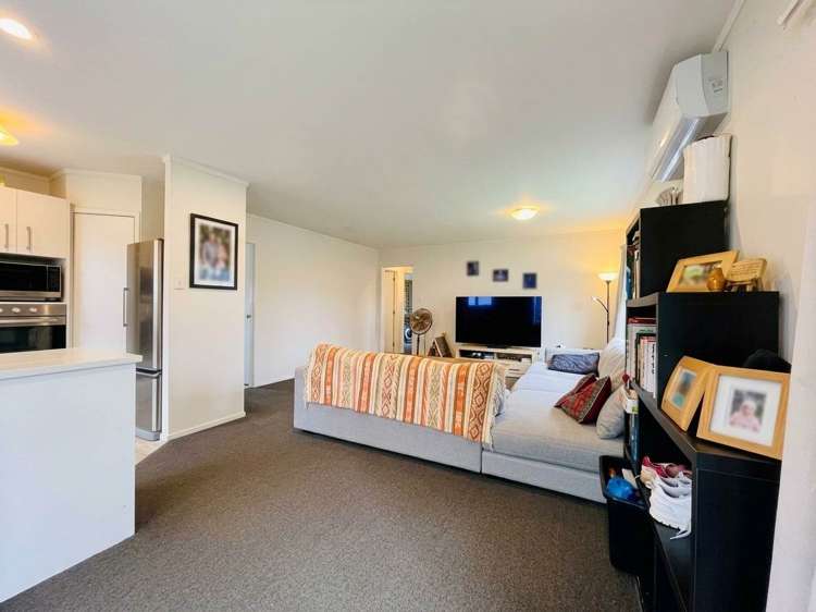 2/16 Pine Street New Lynn_3