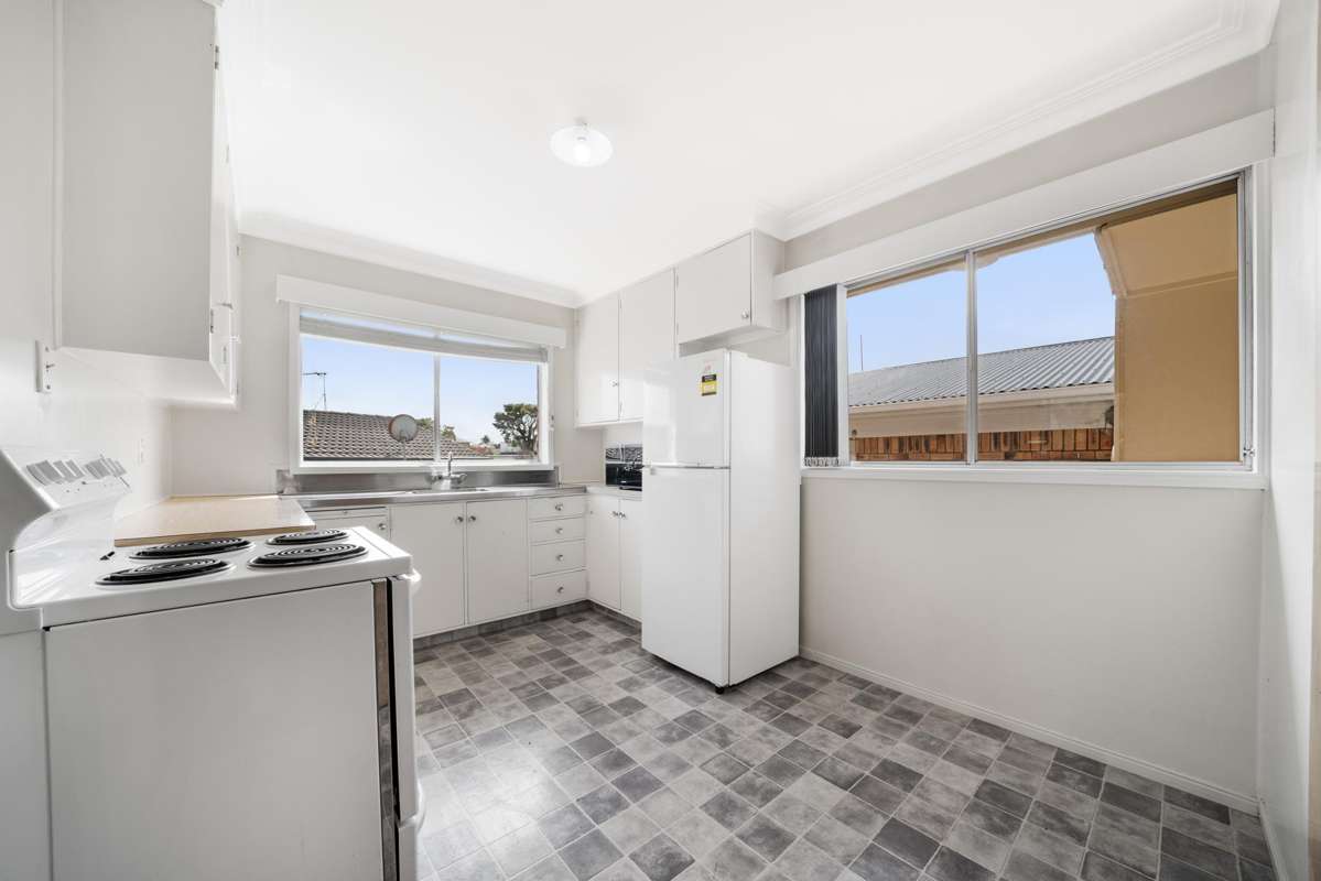 2/32 Coles Crescent_1