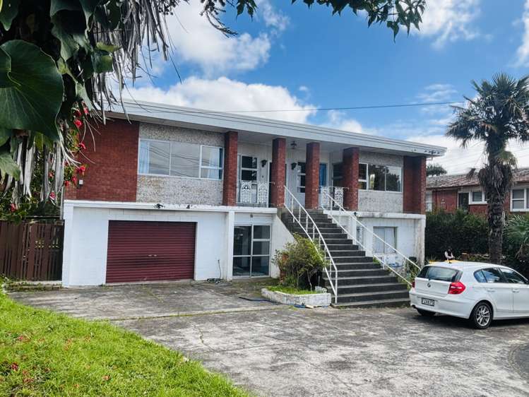 60A Te Atatu South_0