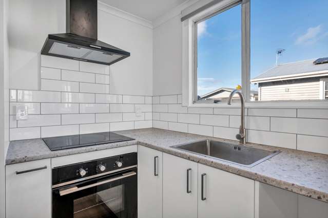 82 Railway Street Eltham_4