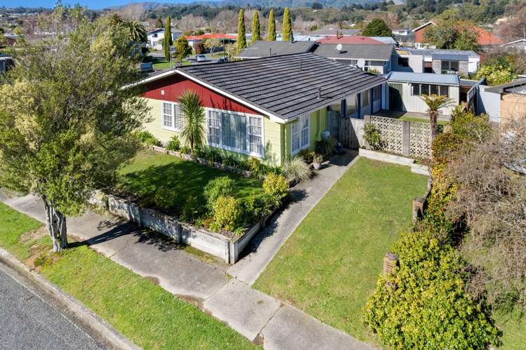 2 Akron Grove Totara Park_13