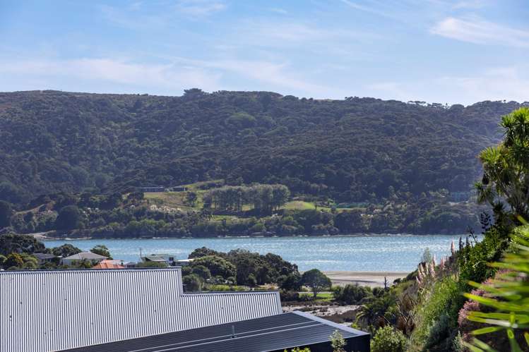 25 Manukau Road Raglan_1