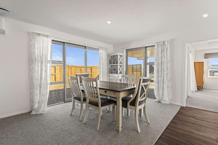 16 Makomako Crescent Wharewaka_3