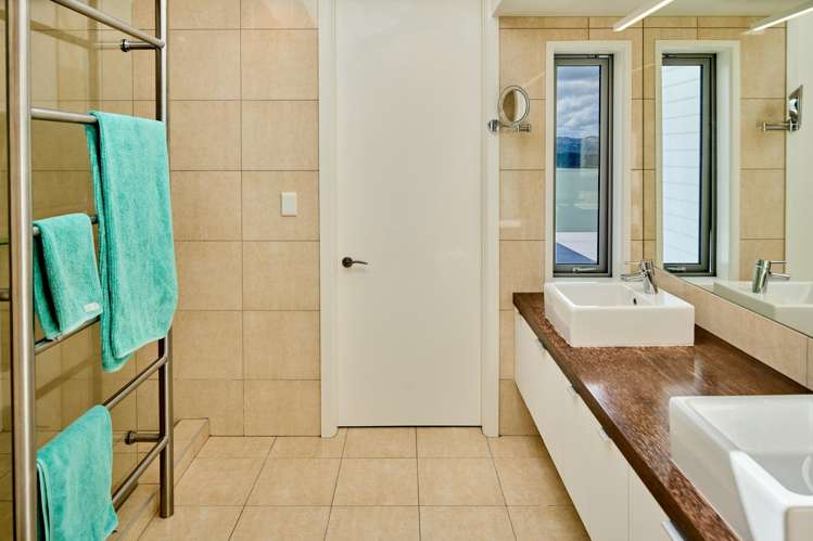 31 Pendennis Point Camborne_20