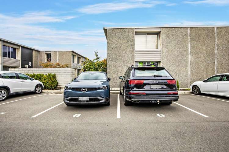 Unit 6, 75 Peterborough Street City Centre_14