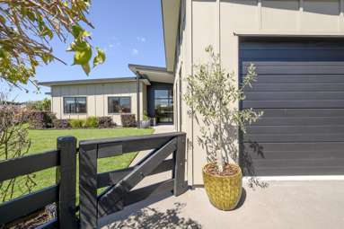 2 Benmore Crescent_3