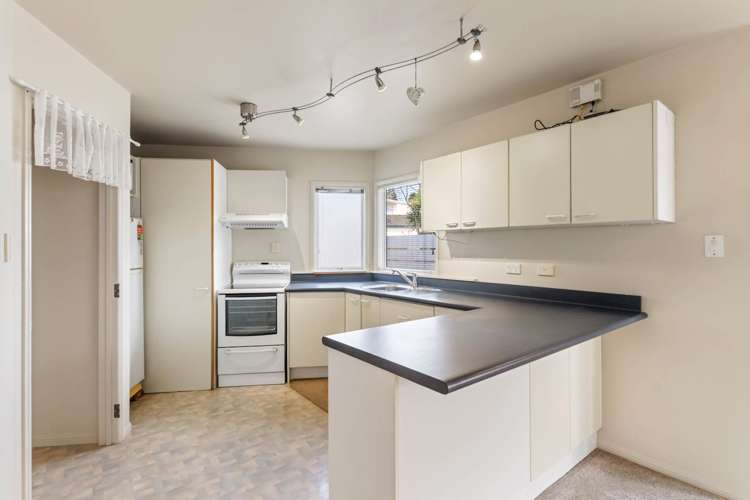 131K St Georges Road Avondale_11