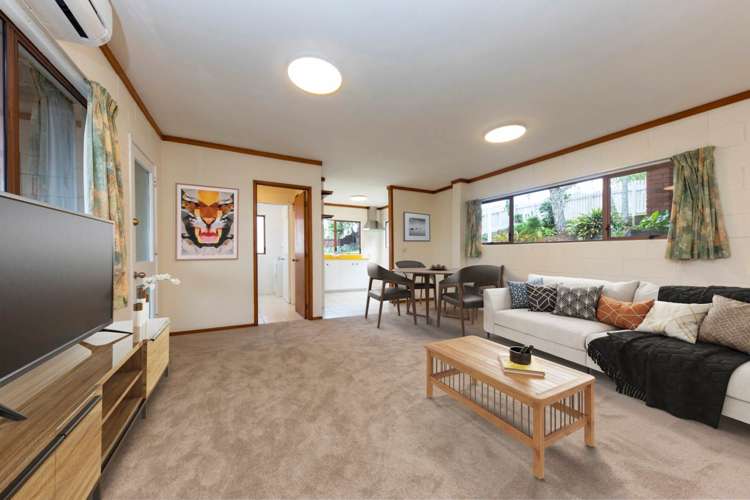 237 Te Atatu Road Te Atatu South_8