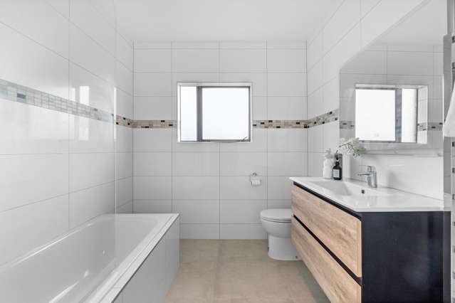 1/965 Beach Road Torbay_3