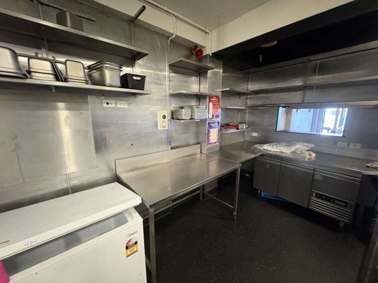 Unit A/3 Averill Avenue Kohimarama_4