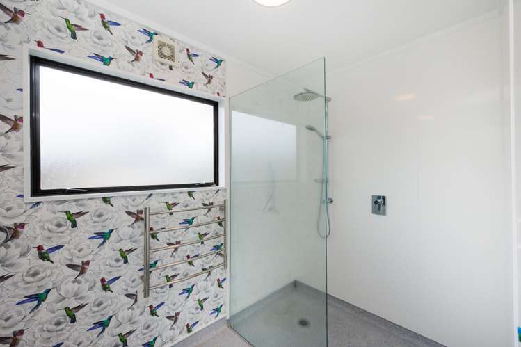 26 Peppertree Glade Kelvin Grove_12