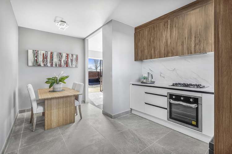 16 Normandy Avenue Melville_12