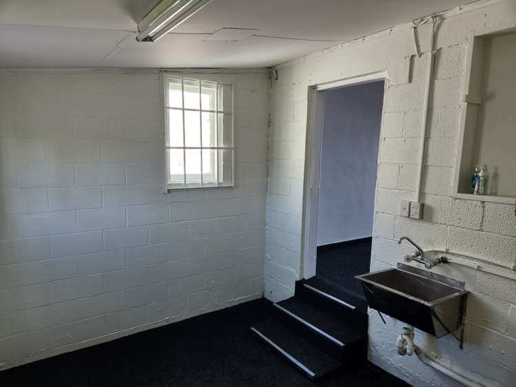 95 West Coast Road Glen Eden_6
