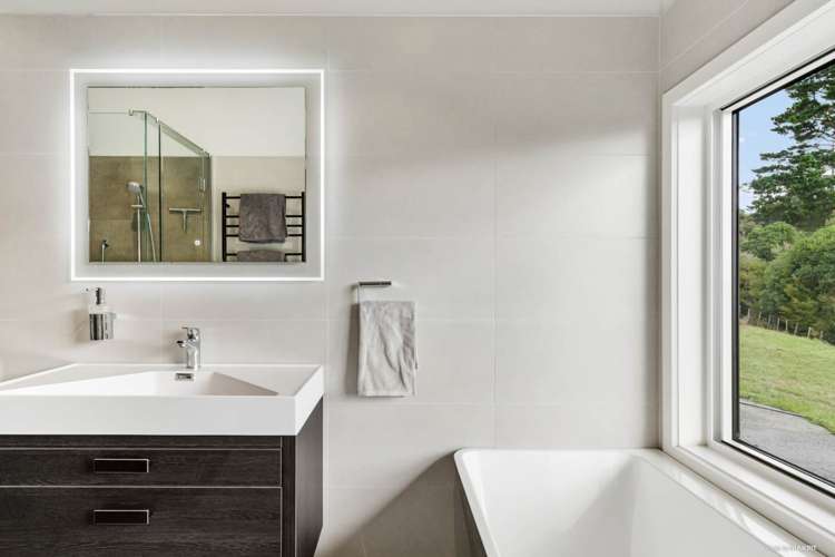 2/104c Fausett Road Ararimu_18