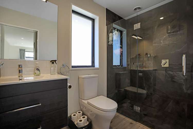 31 Geoff Geering Drive Netherby_19