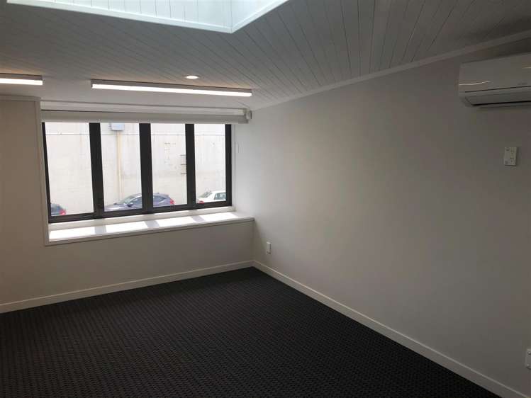 Unit 4 and 6, 319 Neilson Street Onehunga_10