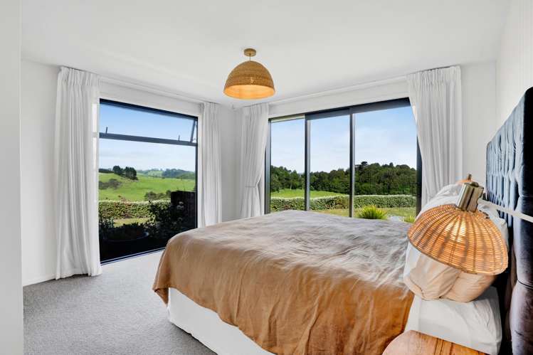 956 Richmond Road Lepperton_16