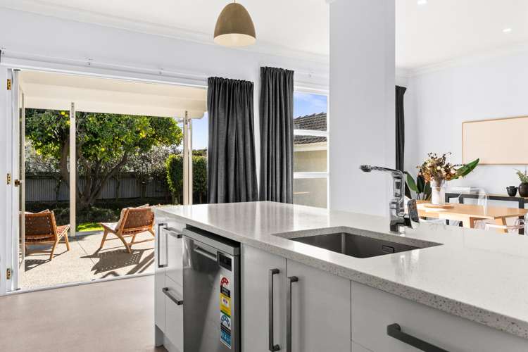 202 Park Road North Parkvale_3