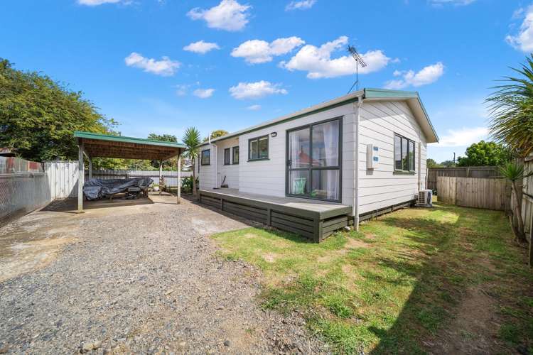 2/8 Freyberg Crescent Pukekohe_17