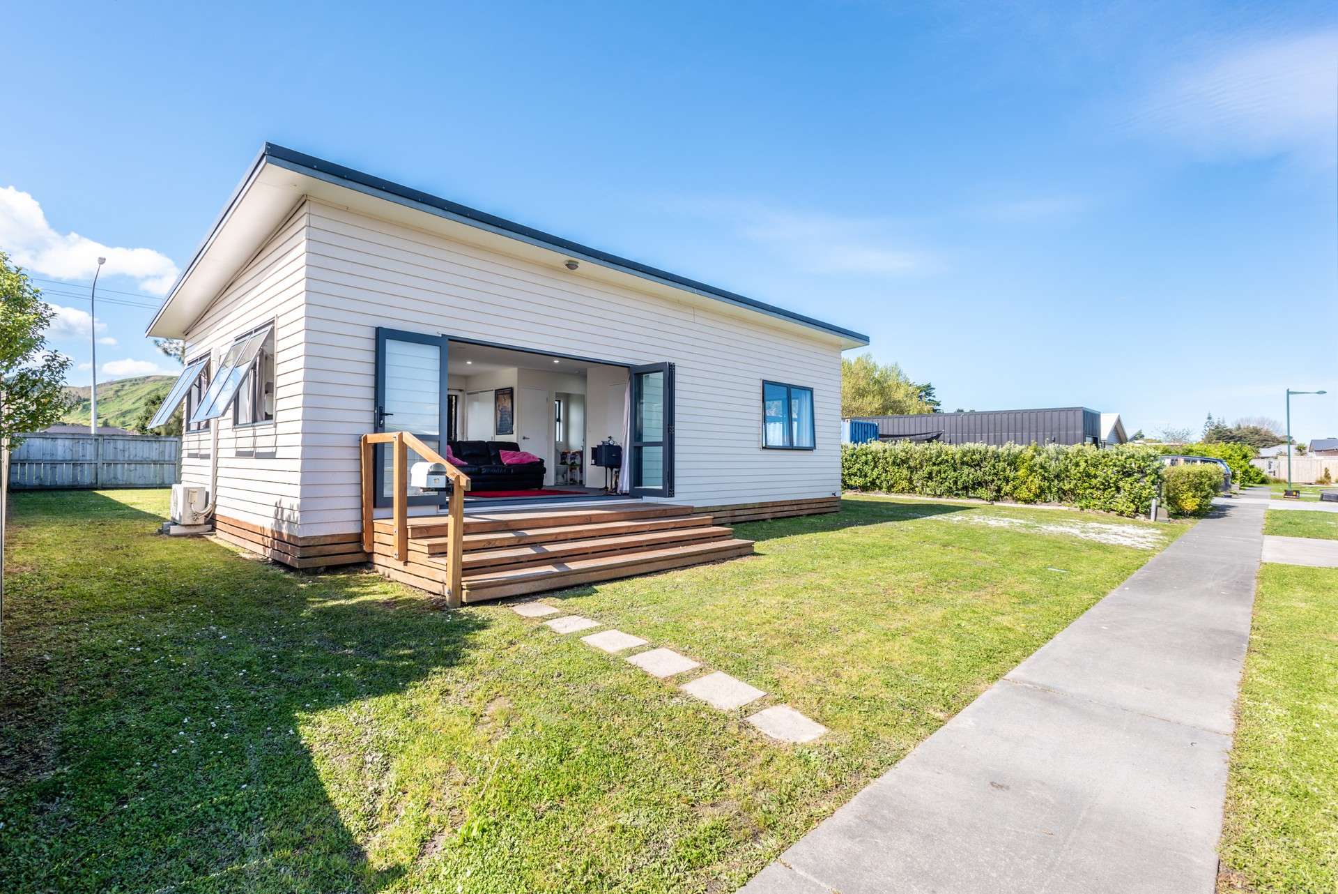 18 Tuamotu Park Wainui_0