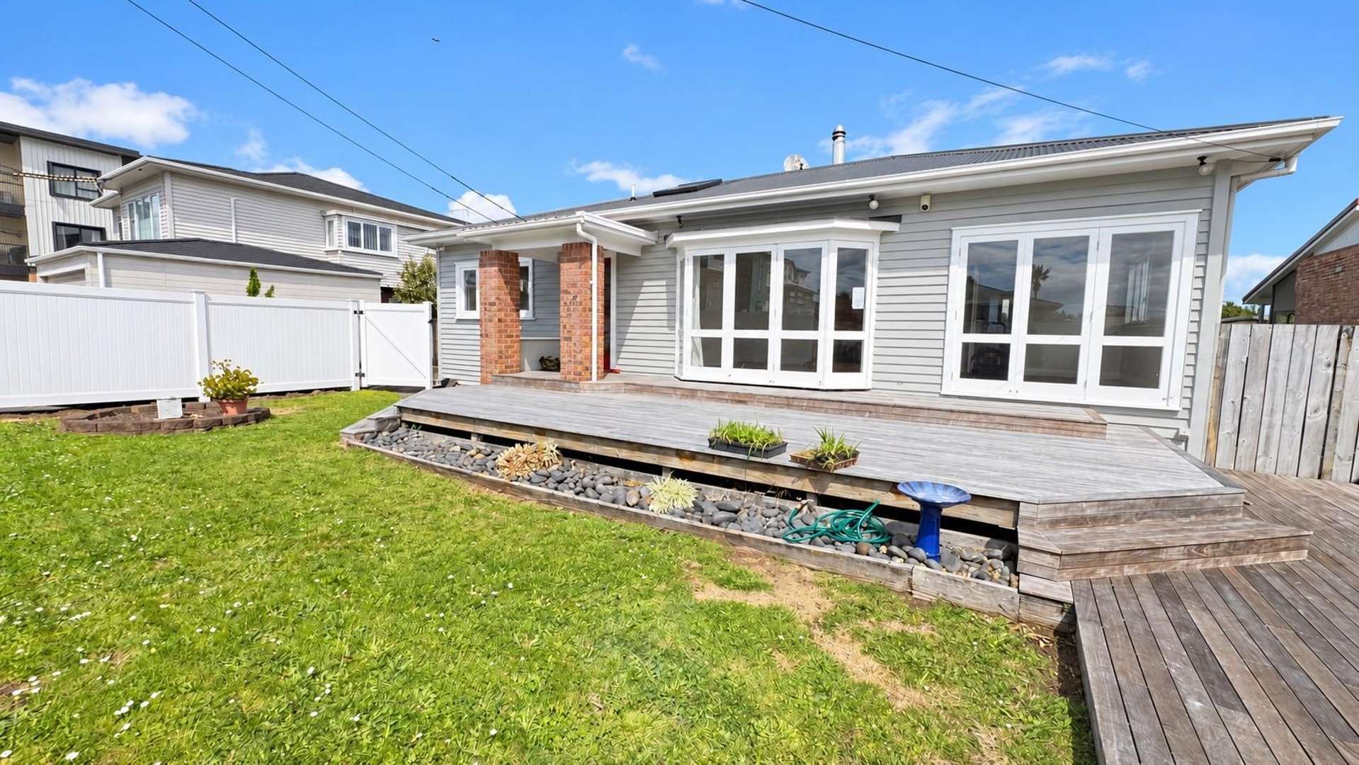  A/6 Hazel Avenue Mount Roskill_0