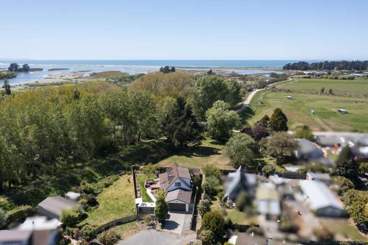 19 McKenzie Place Waikuku Beach_17