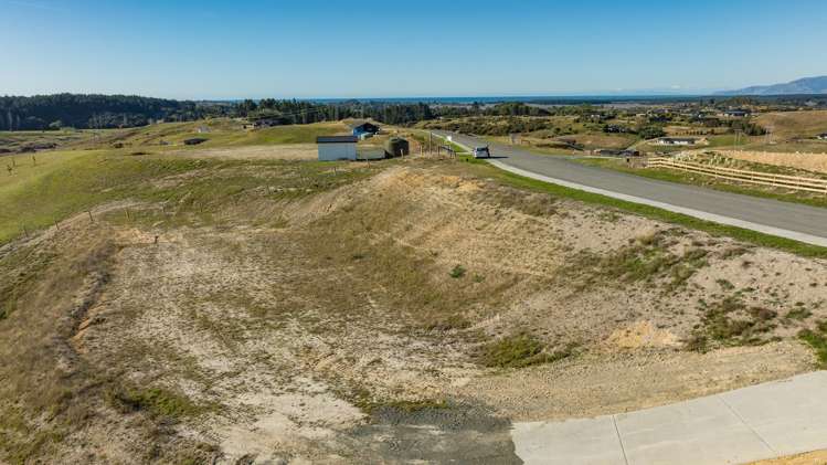 144 La Mer View, Redvale Estate Subdivision (Lot 28) Redwood Valley_5