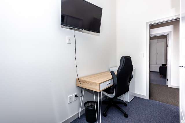 Executive Room / 124 Bright Street Gisborne_4