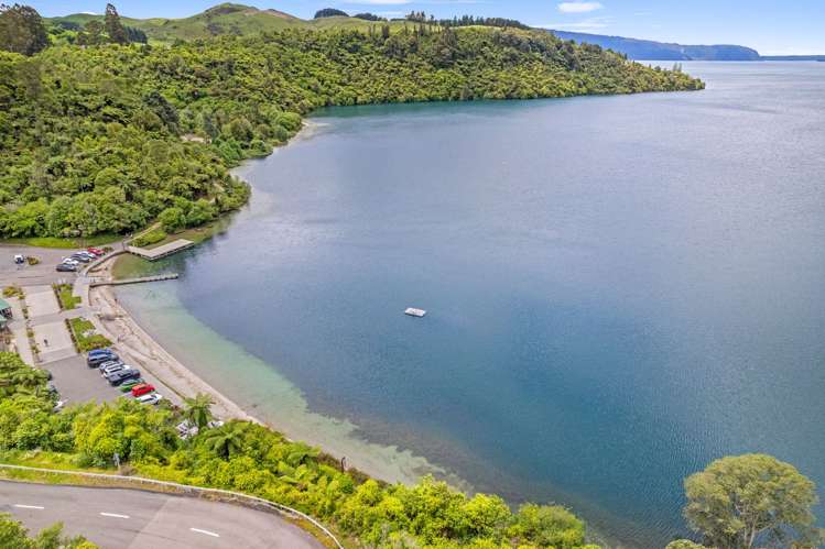 11 Te Mu Road Lake Tarawera_14