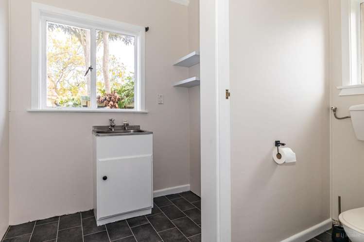 6 Michael Street Waimate_25